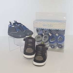 Infant Baby Boy 6-9 Month Shoes & 4 Pair Socks Set